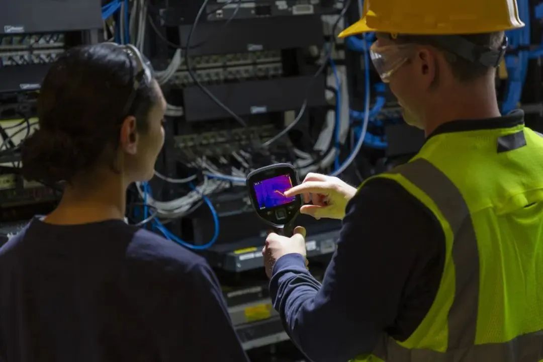 FLIR ONE Pro、TG165-X和C3-X设备中的Lepton传感器提供了卓越的性能.jpg